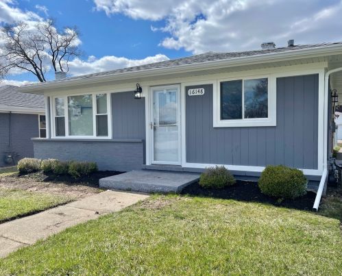 16148 Wood St, Dixmoor, IL
