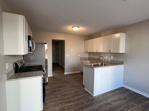 3494 Creekview Dr, Rex GA  30273-5042 exterior