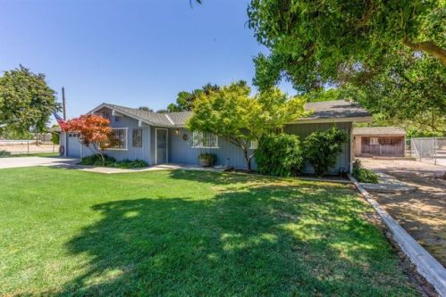 5829 Geneva Ave, Fresno, CA 93706-5827