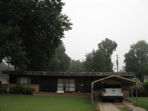 700 13th St, Farelly Lake, AR 72160-5436