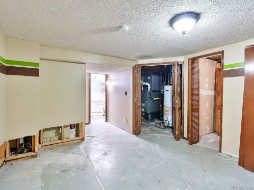 5419 Waco St, Denver CO 80015-2653 exterior