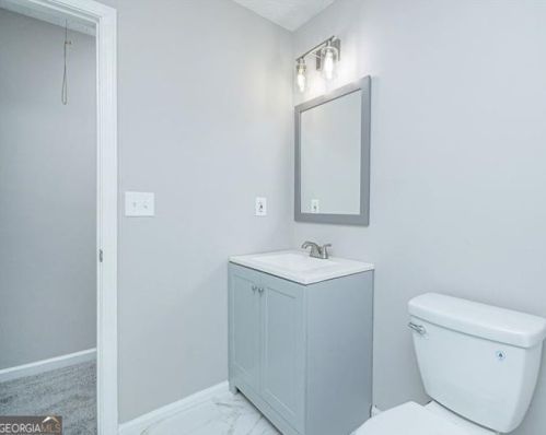 5484 Denny Dr, Atlanta GA  30349-5223 exterior