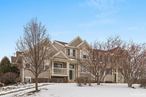 1574 Sandcastle Ln, Pingree Grove, IL 60140-2054