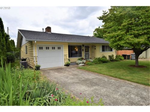348 3rd Ave, Barlow, OR 97013-3603