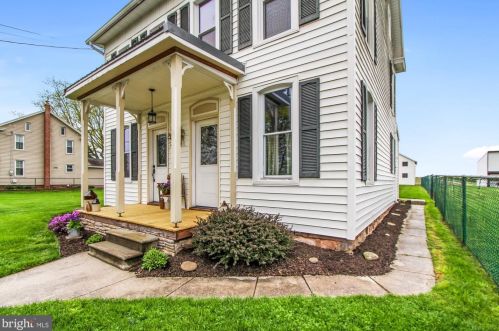 5149 Canal Rd, York, PA 17315-3959