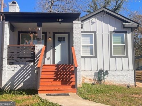 1074 Hobson St, Atlanta GA  30310-2913 exterior