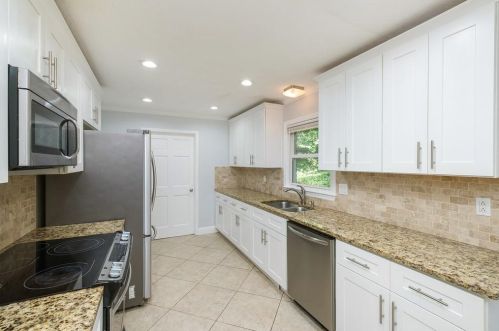 2587 Fontainebleau Ct, Atlanta GA  30360-1235 exterior