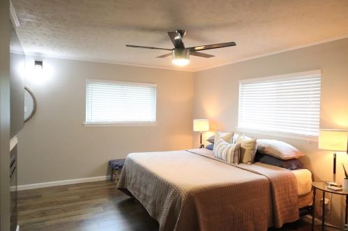 3423 Gladiolus Ln, Dallas TX  75233-3803 exterior