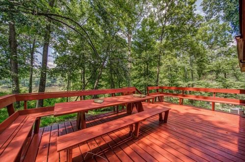 5055 Shore Dr, Conyers GA  30094-4711 exterior