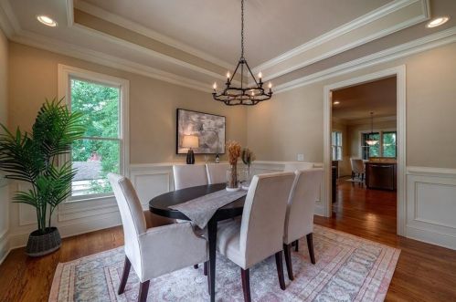 2459 Ellijay Dr, Atlanta GA  30319-3439 exterior