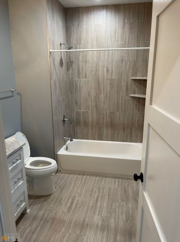 5410 High Point Rd, Atlanta GA  30342-1447 exterior