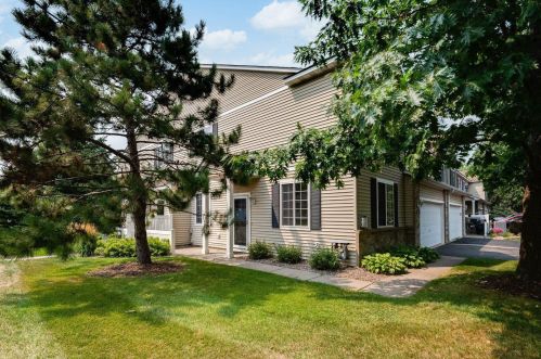 307 Frederick Cir, Hastings, MN 55033-2640