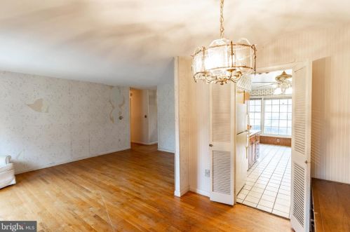 11407 Newport Ml Rd, Silver Spring MD exterior