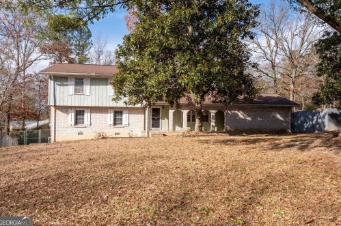 100 Hallie Ln, Atlanta, GA 30349-4906