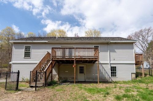 106 Center St, Goffstown, NH 03045-2916