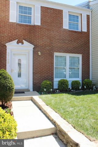 3798 Port Hope Pt, Triangle, VA 22172-1069