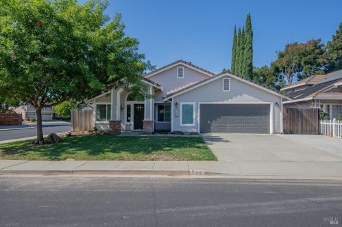736 Notre Dame Dr, Vacaville, CA 95687-4646