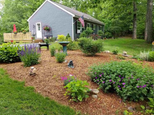 168 Highland Dr, Henniker, NH 03242-4148