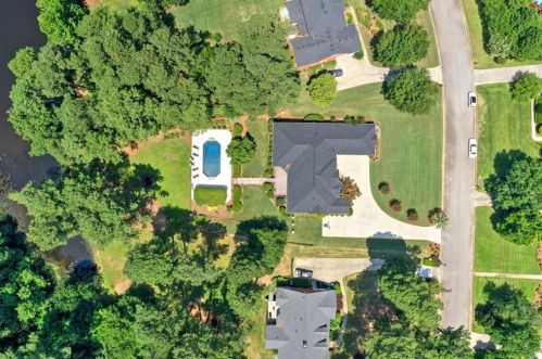 1422 Ashwood Dr, Evans GA  30809-5006 exterior