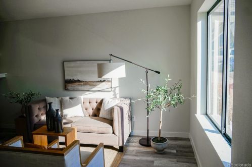 17668 Loyola Dr, Aurora, CO 80013-3127