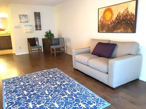 1771 Round Tree Dr, Oceanside, CA 92056-2937