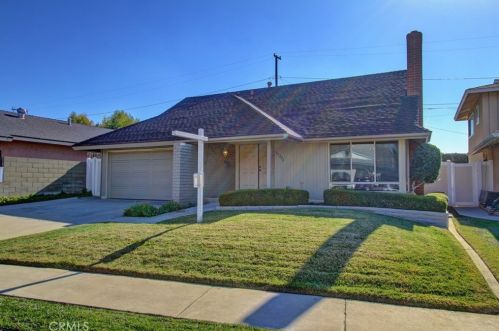15296 Saranac Dr, Whittier, CA 90604-3213