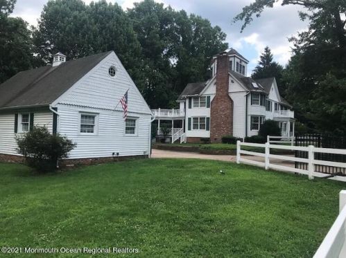 170 Red Hill Rd, Middletown, NJ 07748-2406