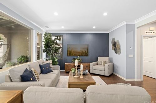 29 Bromeliad, Irvine CA  92618-2247 exterior
