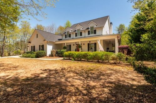 65 Nicklaus Cir, Social Circle, GA 30025-5345