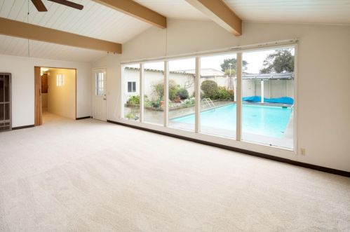1375 Boles Ct, Seaside, CA 93955-6208