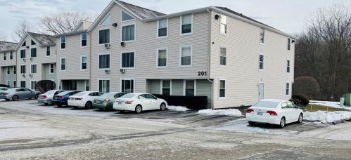 201 Woodlawn Ave, Providence RI  02904-7500 exterior