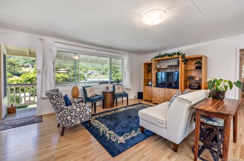 3588 Alani Dr, Honolulu HI  96822-1412 exterior