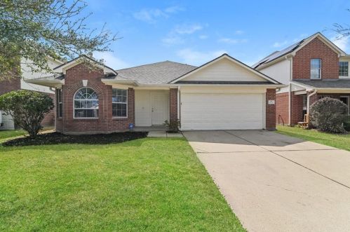 17027 Midnight Dawn Dr, Richmond TX  77407-4752 exterior
