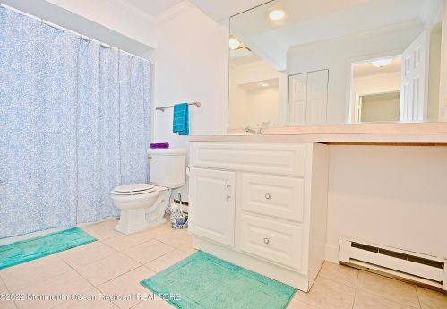 62 Manchester Ct, Tinton Falls NJ  07701-5496 exterior