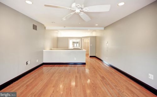 423 16 St, Philadelphia PA  19146-1657 exterior