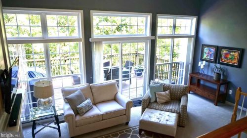 1636 White Oak Vista Dr, Silver Spring MD  20904-4207 exterior