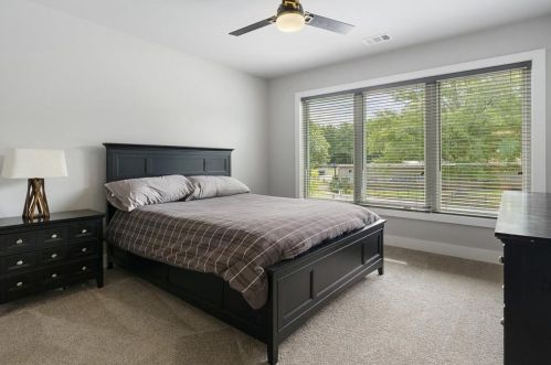 2996 Hermance Dr, Atlanta GA  30319-2735 exterior