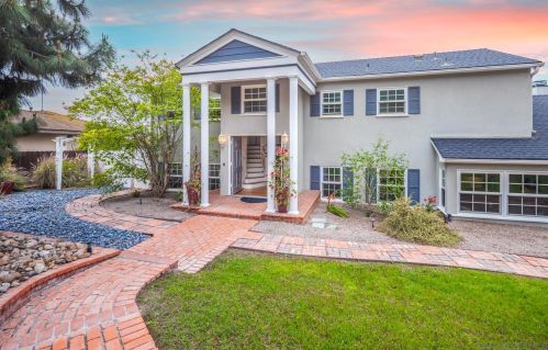 4852 Sunrise Hills Dr, El Cajon, CA 92020-8259