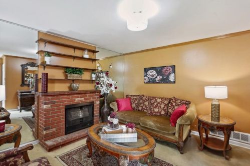 336 Bromack Dr, Atlanta GA  30315-8408 exterior