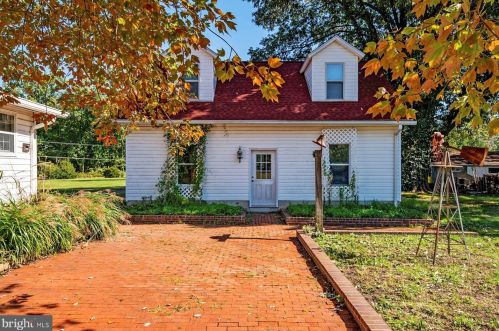 6482 Shady Side Rd, Shady Side MD 20764-9715 exterior