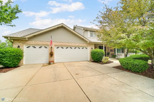 19525 Regent Dr, Mokena, IL 60448-7974
