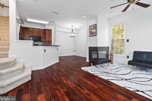 8321 Sanderling Way, Lorton, VA 22079-2857