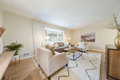 387 Iona Ln, Saint Paul MN  55113-2325 exterior