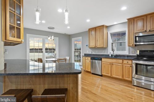 7800 Burgess Rd, Riviera Beach MD  21122-3617 exterior