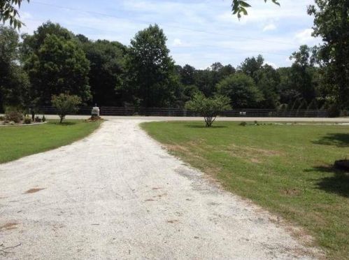 2621 Walton Downs Rd, Monroe, GA 30655-7560