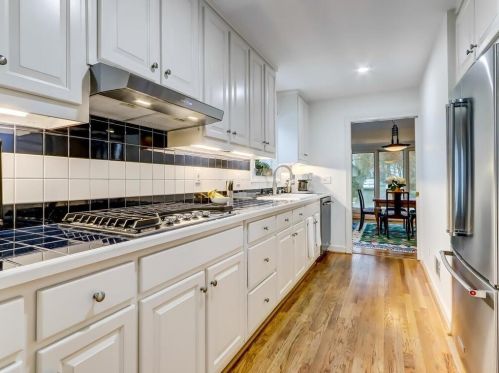 925 Highland Ter, Atlanta GA  30306-3413 exterior
