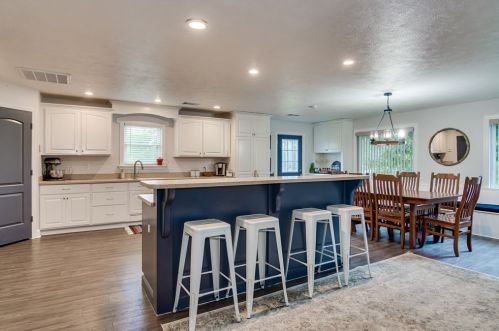 141 Cadle Crossing Rd, Windsor, SC 29856-2228