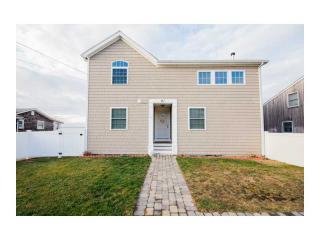 41 Baker Rd, Portsmouth, RI 02871-1708
