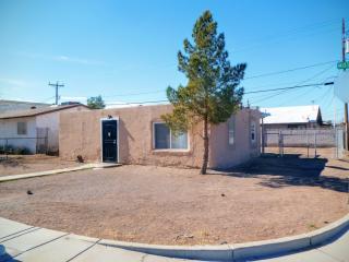 1845 Moser Dr, Henderson, NV 89011-4311