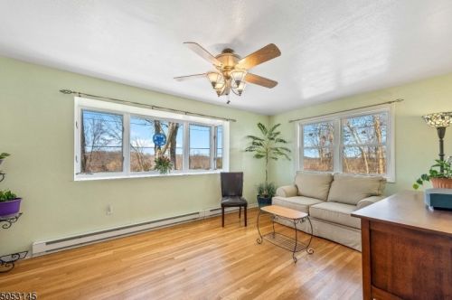 2 Forest Rd, Andover, NJ 07821-2230